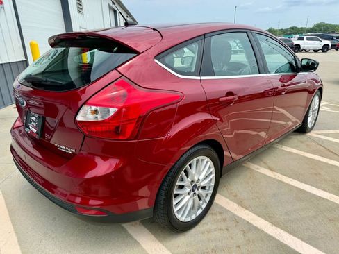 Used 2014 Ford Focus Titanium FWD image 4