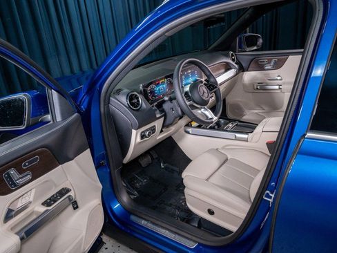 New 2026 Mercedes-Benz GLB 250 image 10