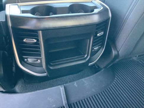 Certified 2022 RAM 1500 Big Horn AWD/4WD image 17