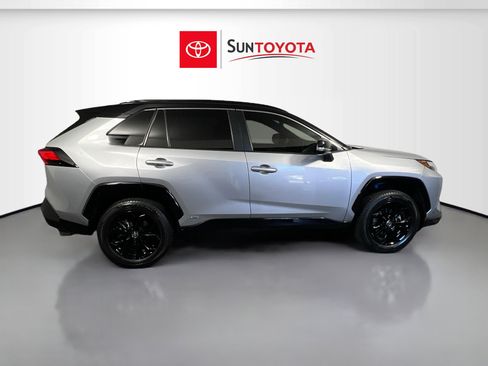 Used 2022 Toyota RAV4 XSE image 2