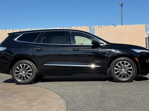 Certified 2024 Buick Enclave Avenir FWD image 3