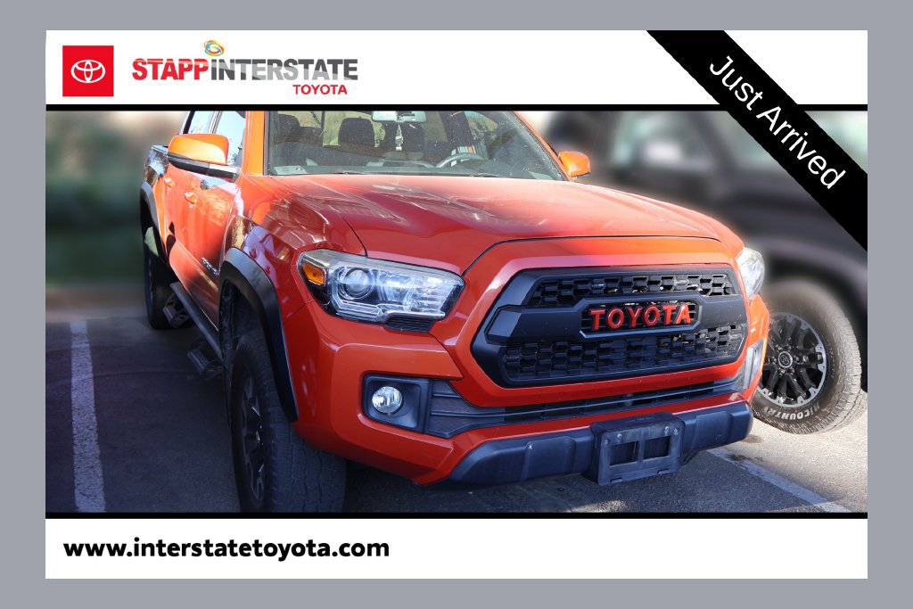 Used 2017 Toyota Tacoma TRD Off-Road AWD/4WD image 1