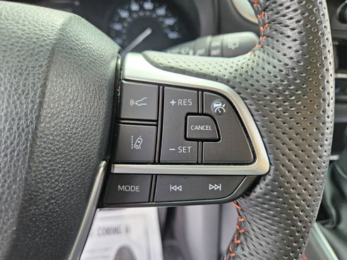 Used 2022 Toyota Sienna XSE image 26