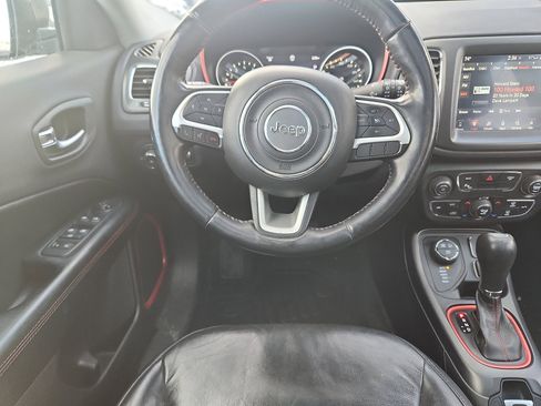 Used 2018 Jeep Compass Trailhawk w/ Leather Interior Group image 10