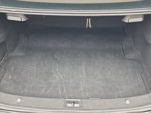 Used 2010 Mercedes-Benz E 550 Coupe image 6