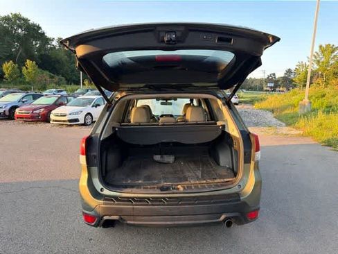 Used 2019 Subaru Forester Limited AWD/4WD image 11
