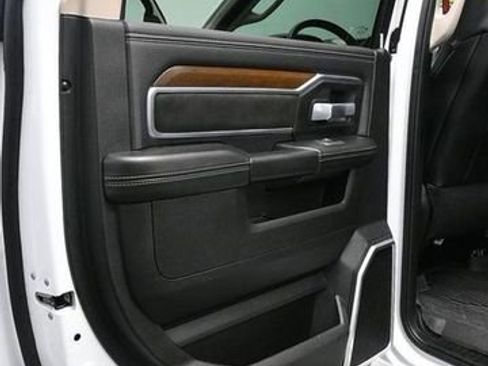 Used 2024 RAM 2500 Laramie image 14