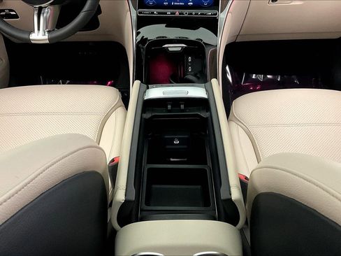 Used 2026 Mercedes-Benz GLC 300 4MATIC image 16