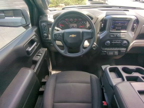 Used 2024 Chevrolet Silverado 1500 Custom AWD/4WD image 17