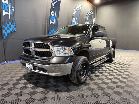 Used 2015 RAM 1500 Classic SLT image 1