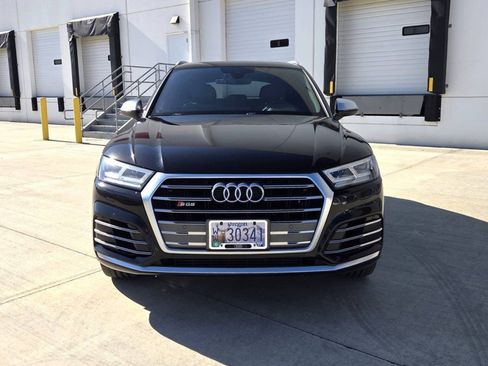 Used 2018 Audi SQ5 Premium Plus w/ Navigation Package AWD/4WD image 8