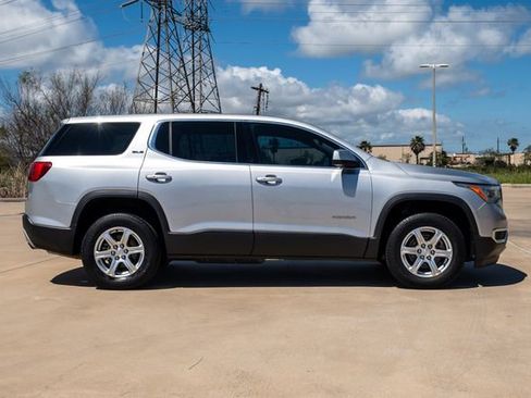 Used 2019 GMC Acadia SLE image 4