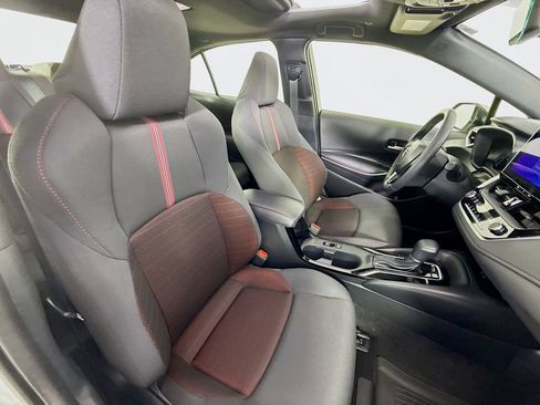 Certified 2025 Toyota Corolla SE w/ SE Premium Package AWD/4WD image 30