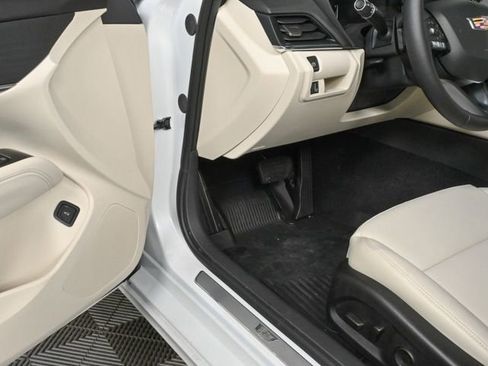 New 2025 Cadillac CT4 Premium Luxury image 6