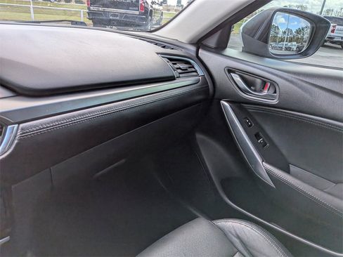 Used 2017 MAZDA MAZDA6 Touring image 16