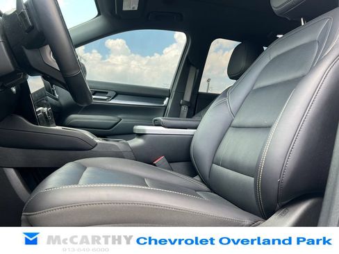 Used 2026 GMC Terrain Elevation w/ Elevation Premium Package FWD image 10