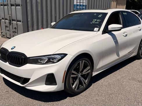 Used 2023 BMW 330i Sedan w/ Convenience Package RWD image 2