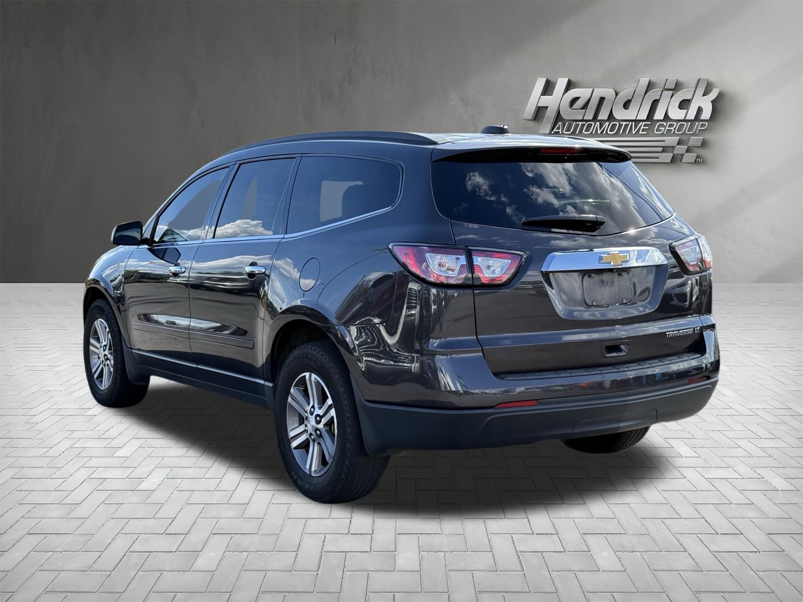 Used 2016 Chevrolet Traverse LT FWD image 9