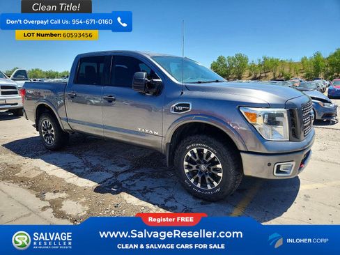 Used 2017 Nissan Titan PRO-4X AWD/4WD image 5