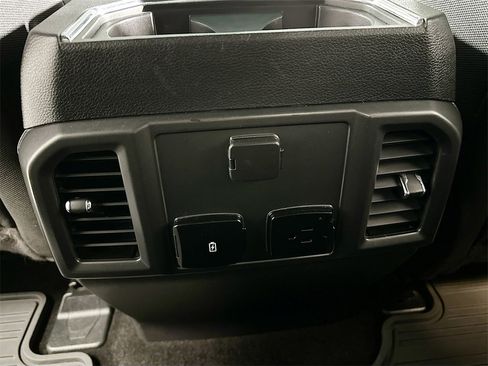 Used 2018 Ford F150 XLT w/ Equipment Group 302A Luxury image 28