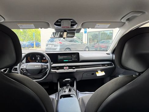 New 2026 Kia K4 FWD image 21