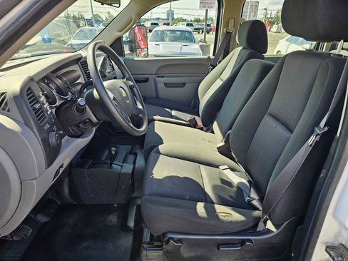 Used 2013 Chevrolet Silverado 2500 W/T image 20