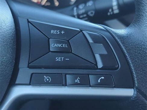 Used 2024 Nissan Altima 2.5 SV image 14