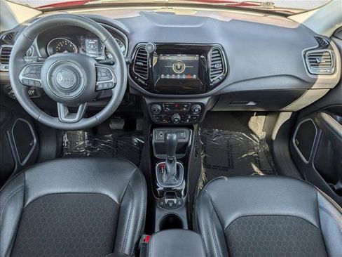 Used 2021 Jeep Compass Latitude w/ Sun and Sound Group FWD image 19