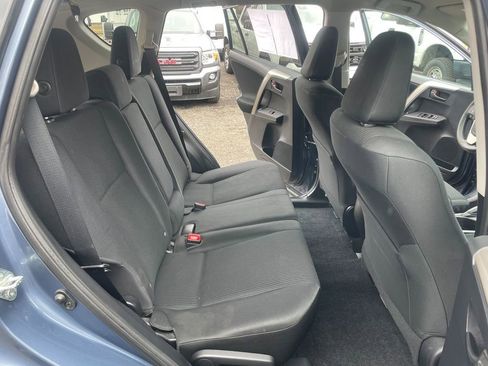 Used 2014 Toyota RAV4 LE AWD/4WD image 26