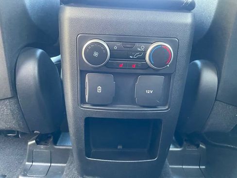Certified 2020 Ford Explorer XLT w/ Equipment Group 202A AWD/4WD image 47