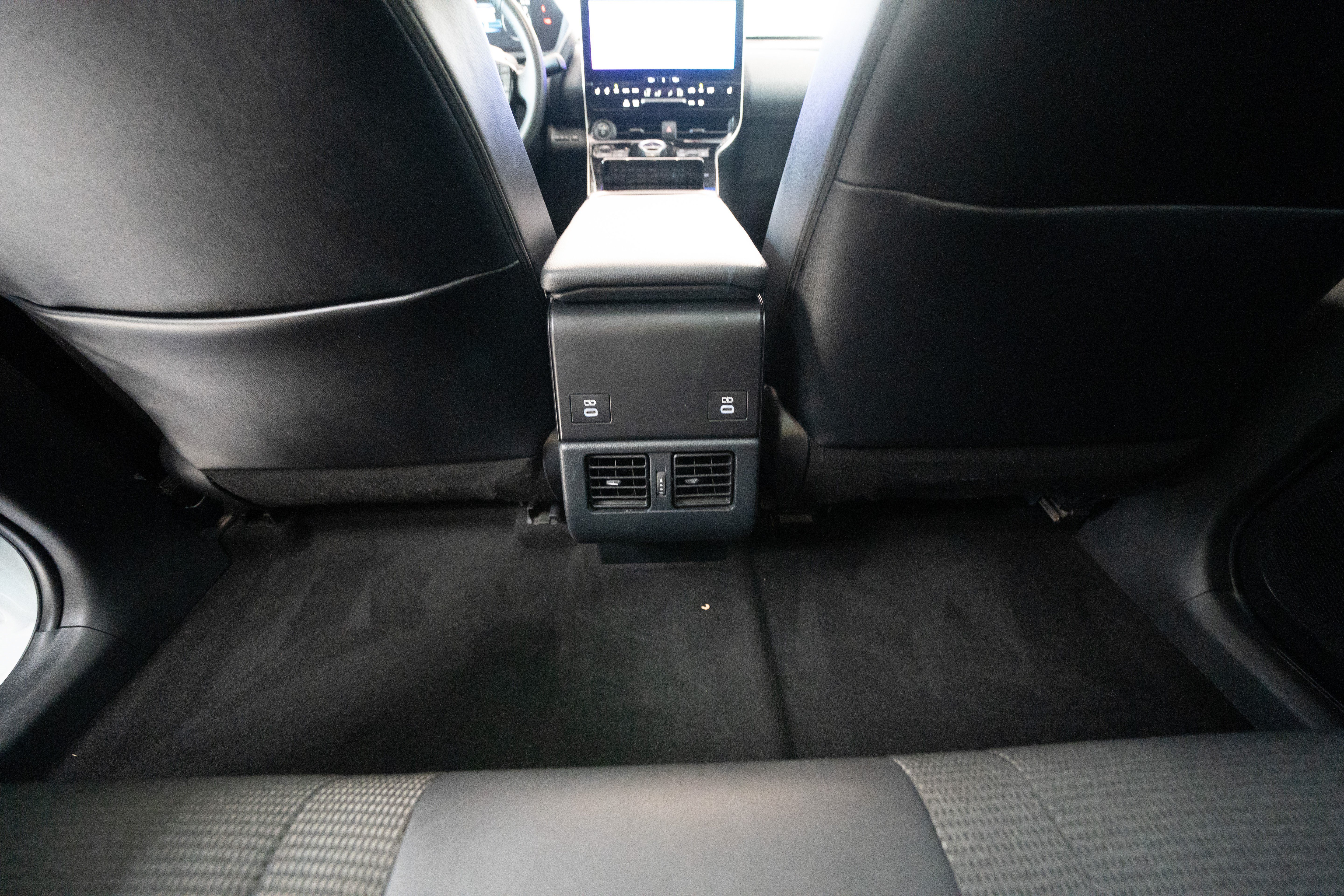 Used 2024 Toyota bZ4X AWD w/ Weather Package image 22