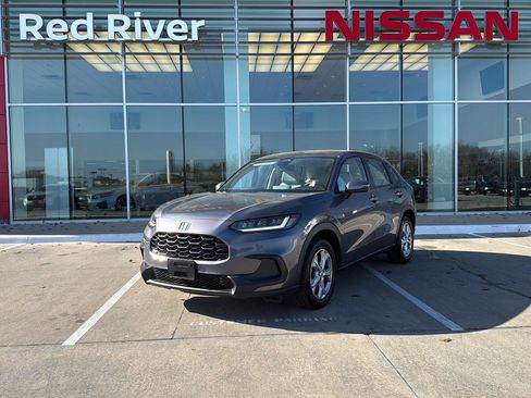 Used 2023 Honda HR-V LX image 1