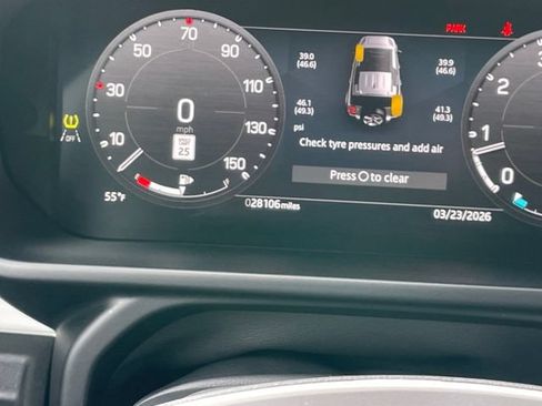 Used 2025 Land Rover Defender 110 S AWD/4WD image 10