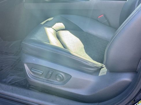 Used 2018 Toyota Camry XSE image 26