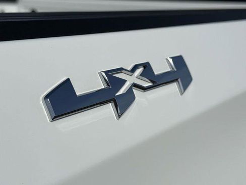 Used 2025 GMC Sierra 1500 Pro w/ Pro Value Package image 16