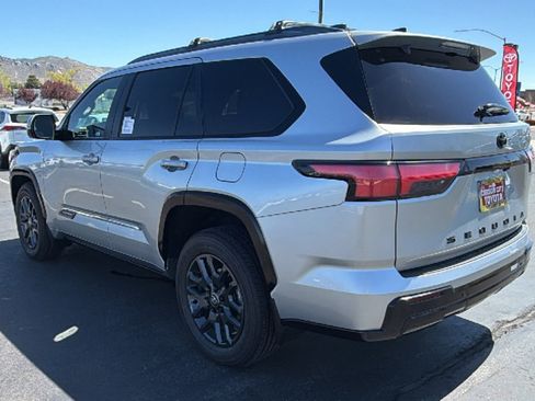 New 2026 Toyota Sequoia Platinum AWD/4WD image 5