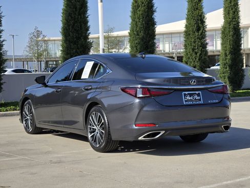 Used 2025 Lexus ES 350 w/ Premium Package image 4