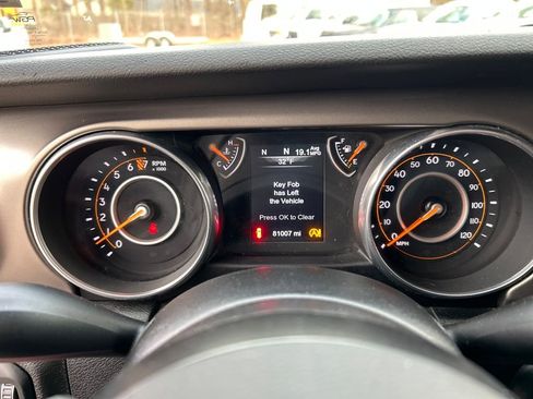 Used 2018 Jeep Wrangler Unlimited Sport S image 20