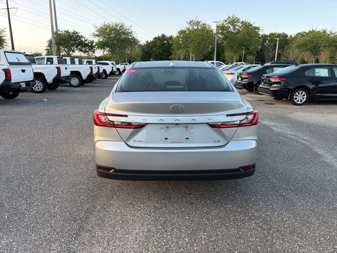 Used 2025 Toyota Camry LE image 4