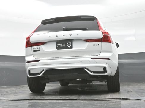Used 2024 Volvo XC60 B5 Core w/ Protection Package Premier AWD/4WD image 24