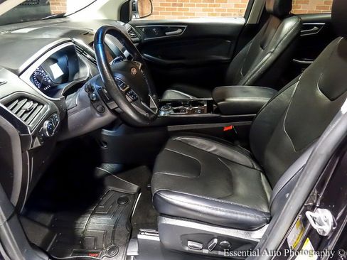 Used 2019 Ford Edge Titanium w/ Equipment Group 301A image 14