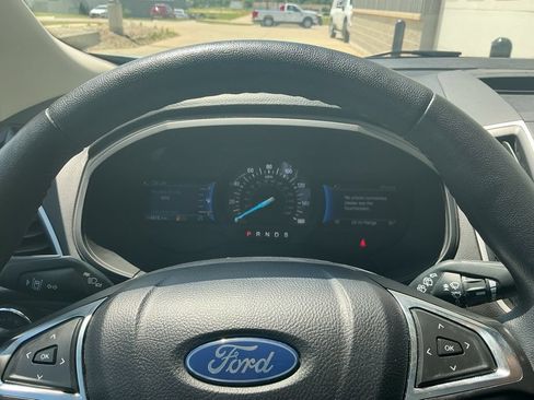 Used 2024 Ford Edge SEL w/ Convenience Package AWD/4WD image 12