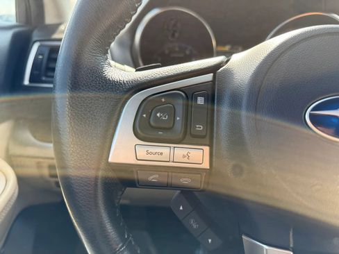 Used 2017 Subaru Outback 2.5i Limited AWD/4WD image 26