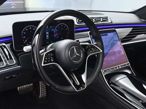 Used 2021 Mercedes-Benz S 580 4MATIC Sedan w/ AMG Line image 36