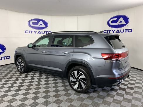 Used 2024 Volkswagen Atlas SE AWD/4WD image 5