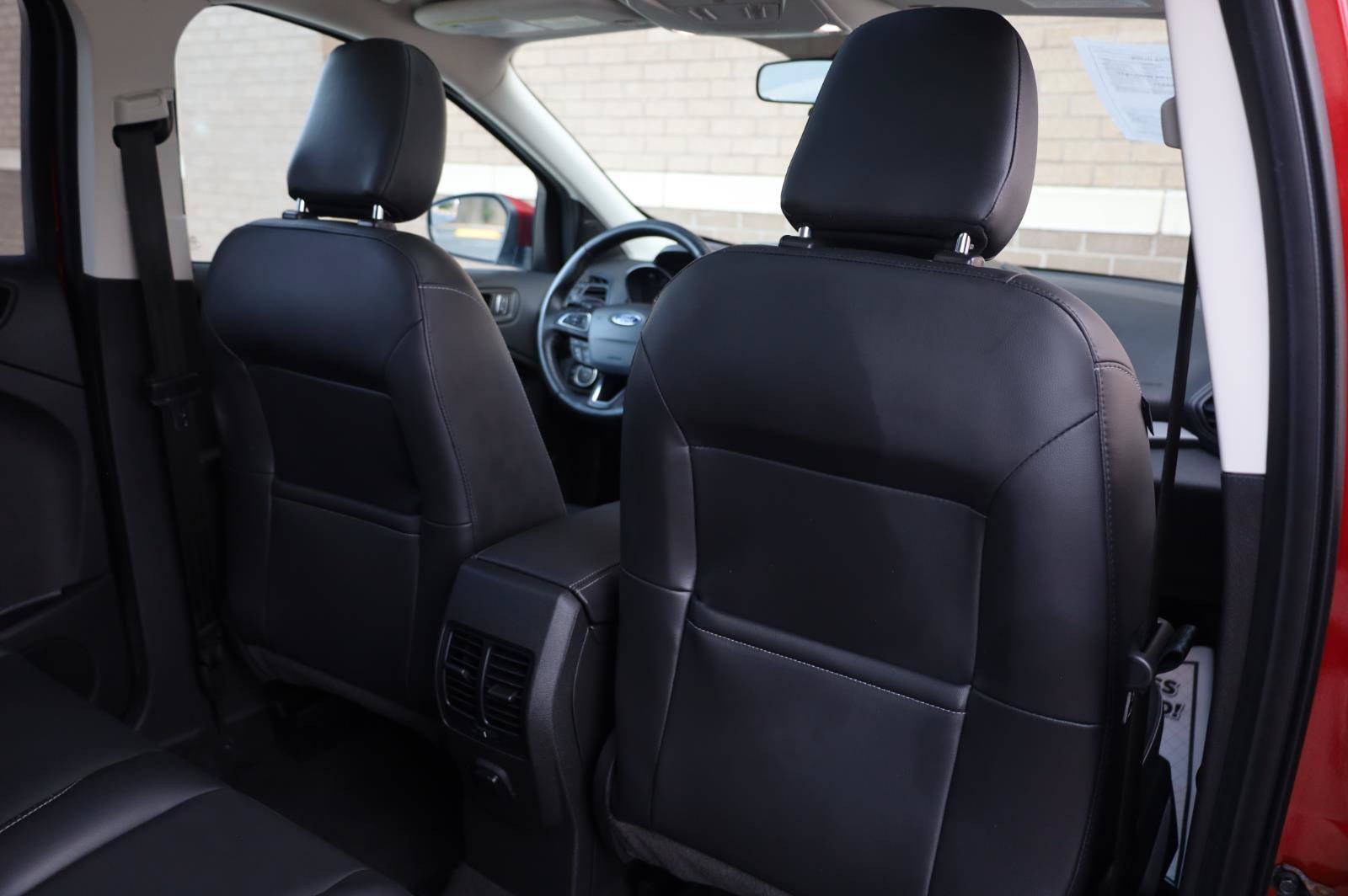 Used 2019 Ford Escape SEL AWD/4WD image 27
