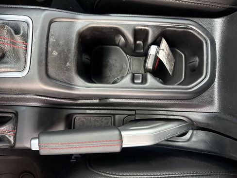 Used 2020 Jeep Gladiator Rubicon image 32