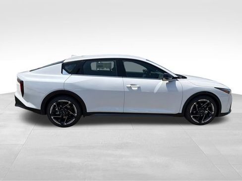 New 2026 Kia K4 GT-Line FWD image 8