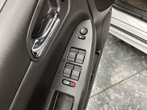 Used 2014 Chevrolet Impala Limited LS FWD image 7