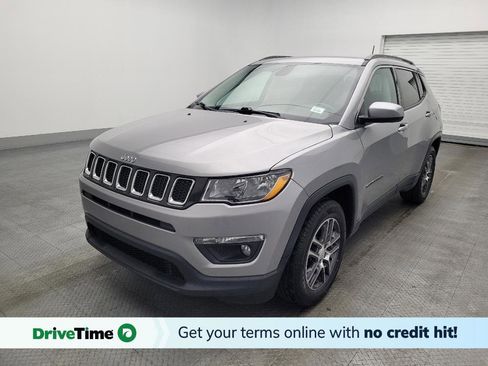 Used 2020 Jeep Compass Latitude image 1